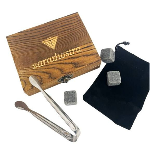 Zestaw kamieni do Whisky w drewnianym opakowaniu